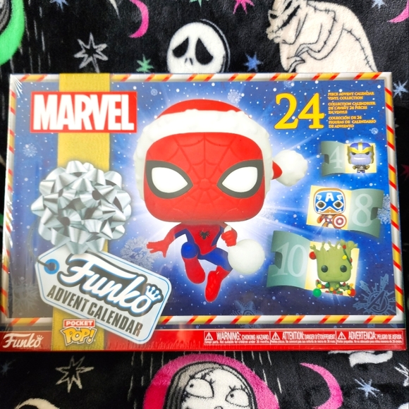 Funko Pop Disney Marvel Advent Calendar - Picture 1 of 5